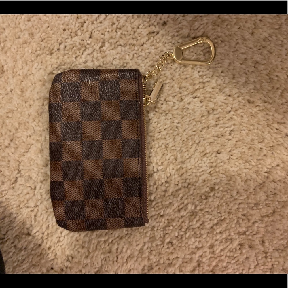 Key pouch